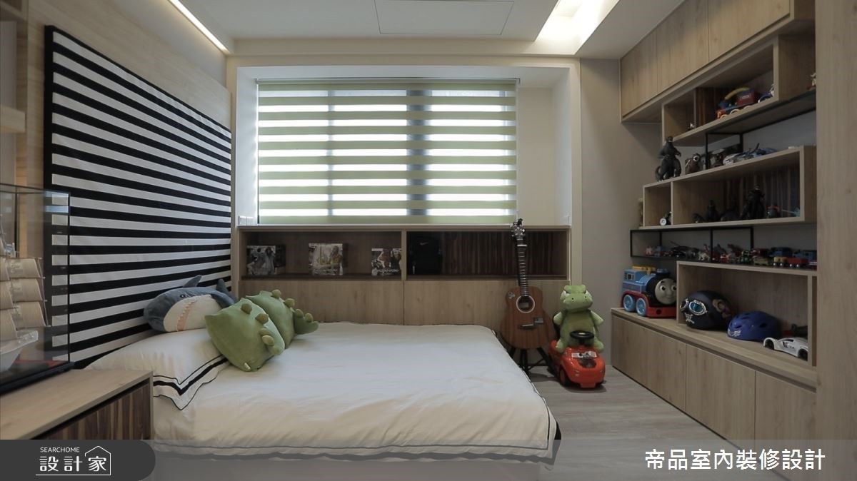 走入53坪新東方宅,設計師全面考量到屋主的使用需求,