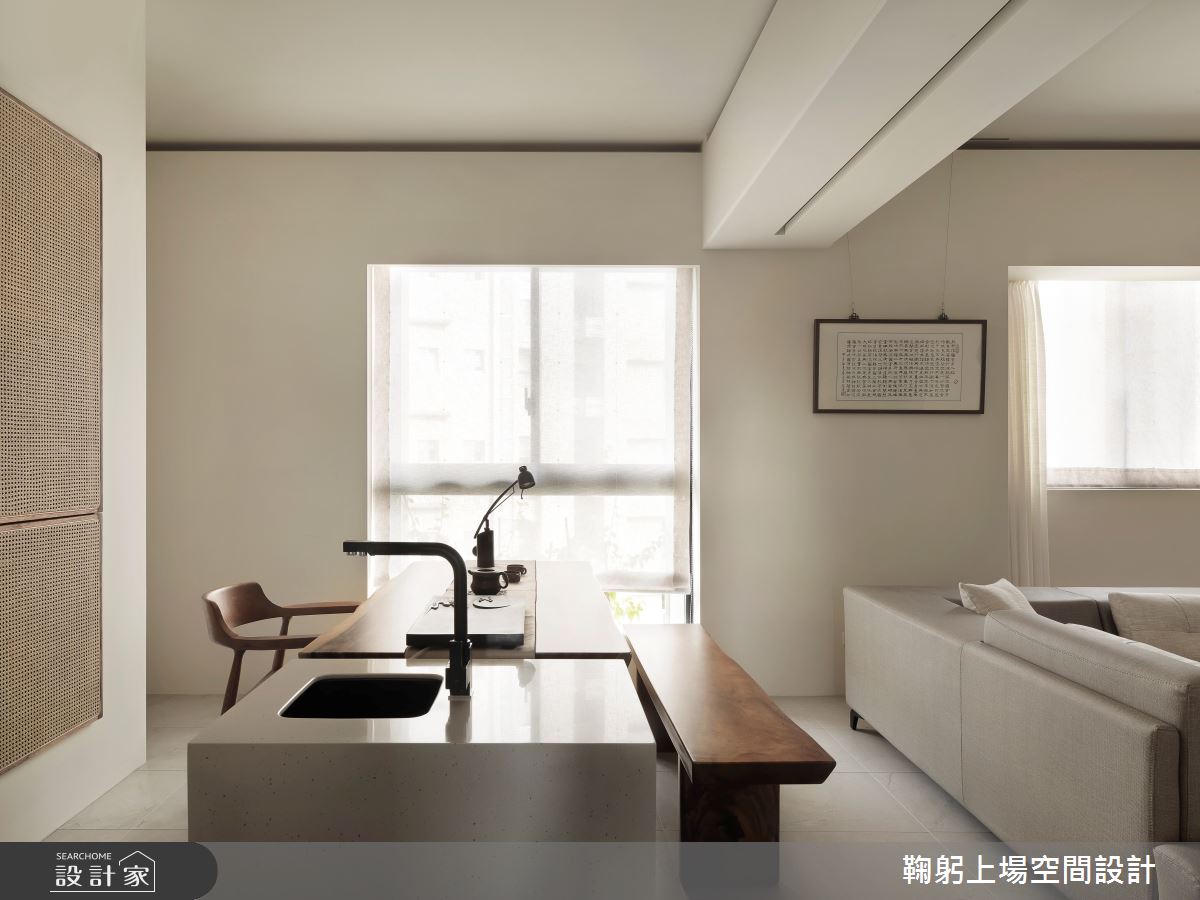 26 坪現代風居家,經由客變格局調整後,使畸零面可透