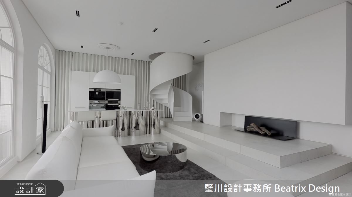 「我想要家都是白色,就像是將大腦內的白平衡歸零,也