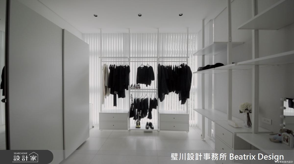 「我想要家都是白色,就像是將大腦內的白平衡歸零,也