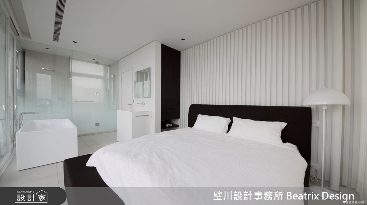 「我想要家都是白色,就像是將大腦內的白平衡歸零,也