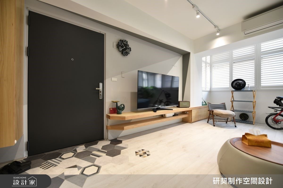 29坪老屋化身清爽loft風宅,設計師先是修繕原空間採光