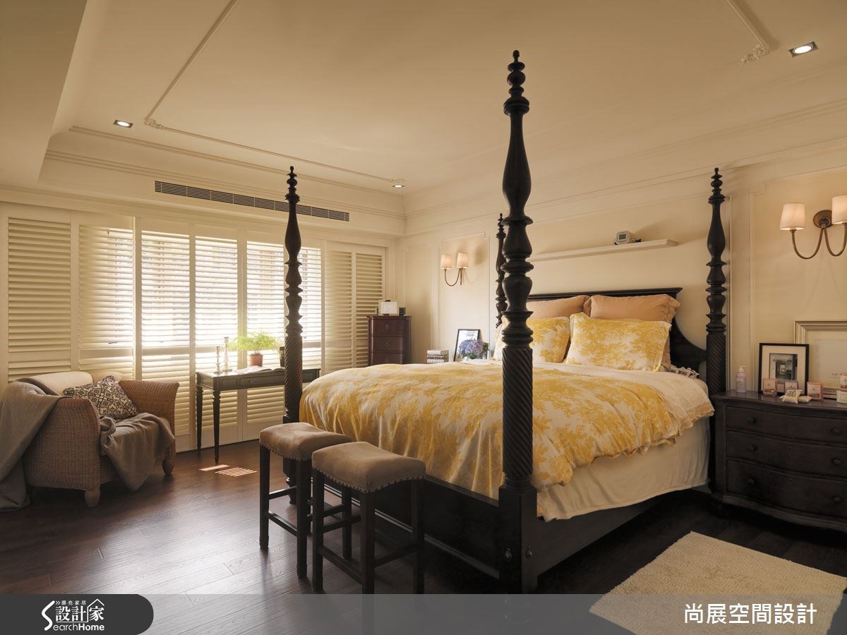 看更多《后翼棄兵》裝潢元素。 看更多《后翼棄兵》裝潢元素。