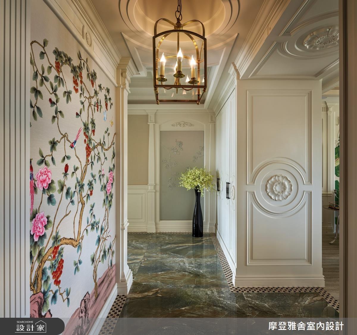 玄關荔枝壁畫蘊藏設計師滿心祝福,祝福屋主人生成果豐碩美好寓意。 玄關荔枝壁畫蘊藏設計師滿心祝福,祝福屋主人生成果豐碩美好寓意。