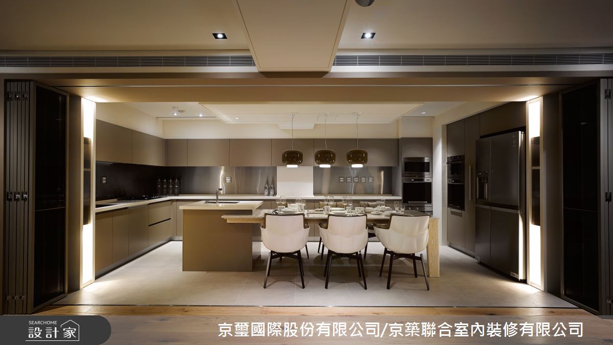 親友團聚,開放寬闊的公領域是絕對需求,對豪宅來說,