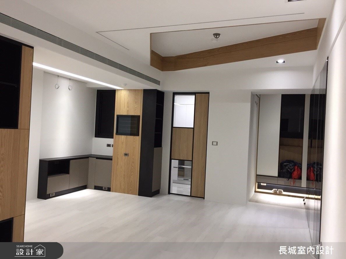 工作上為職業女強人的屋主,從挑建案、判斷屋況或者空