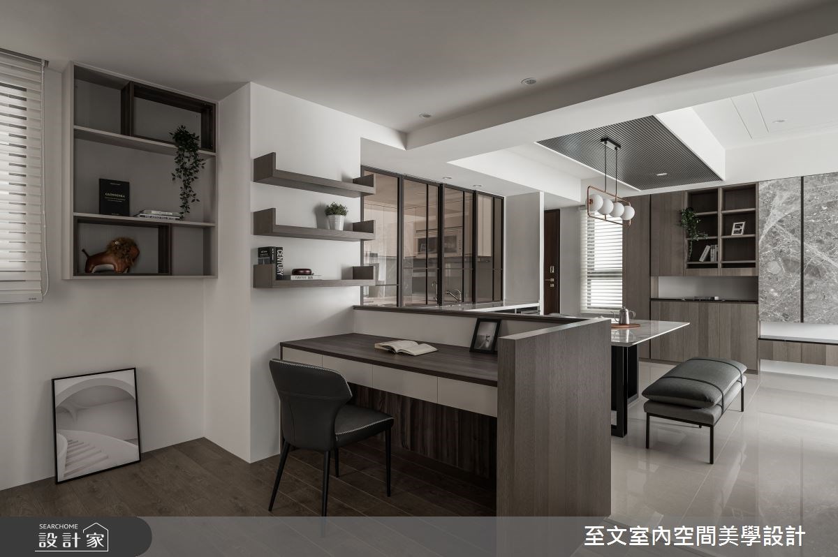 33 坪採光良好的新成屋,以灰色調作為現代風主題,玄