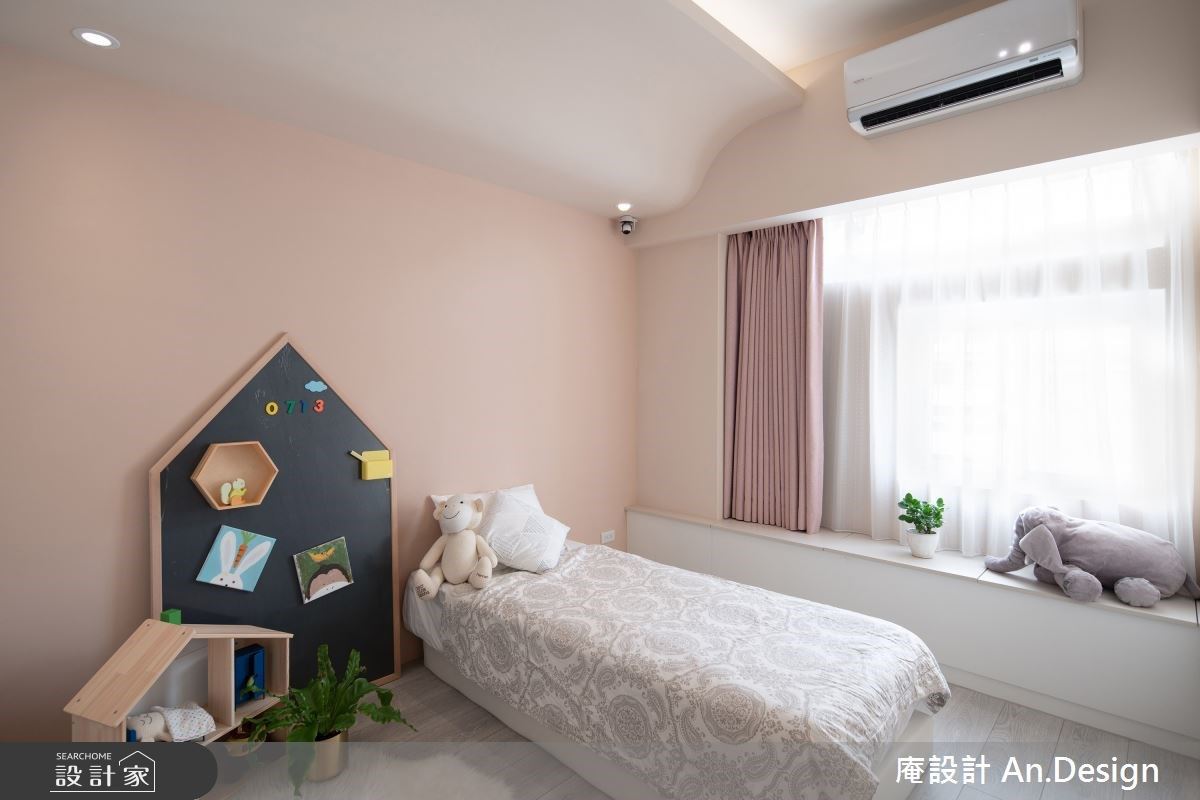 31坪的室內空間,不大也不小,卻剛剛好適合一家四口落