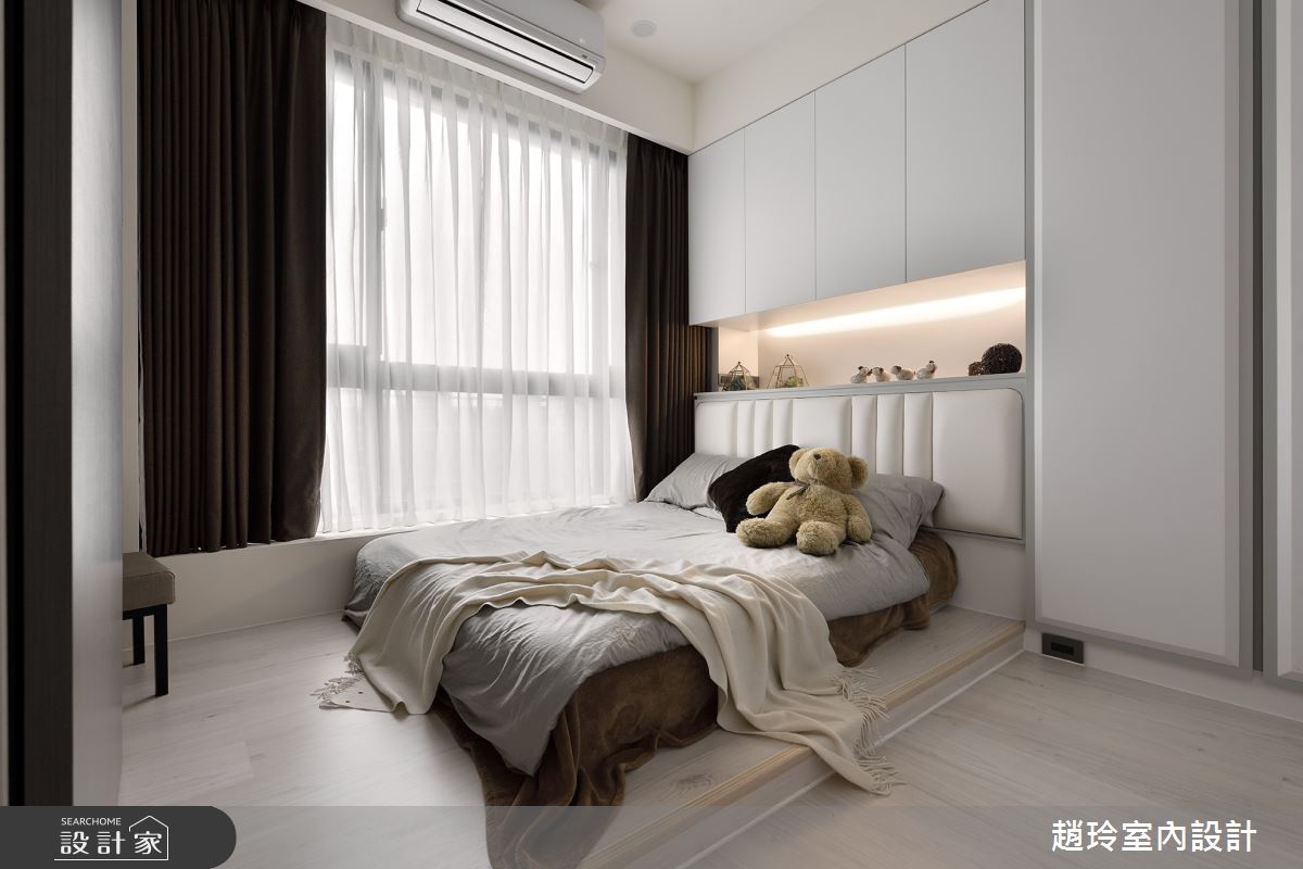 43坪的新成屋,是父母送給兩位寶貝女兒的禮物,也是與