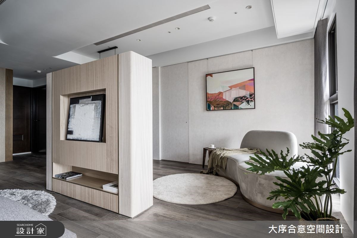 經過奔波繁忙的一天,就讓乾淨療癒的純白空間,帶你釋
