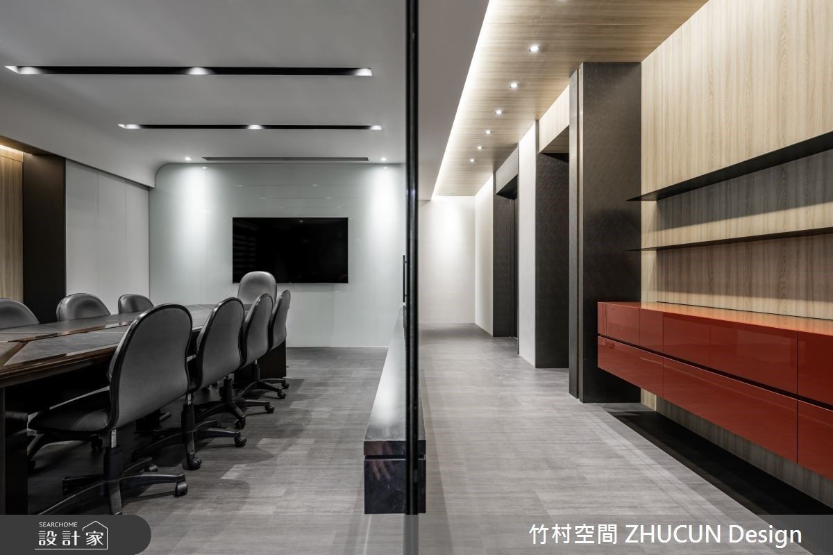 180坪老屋翻新辦公室的設計,因應業主希望將空間規劃
