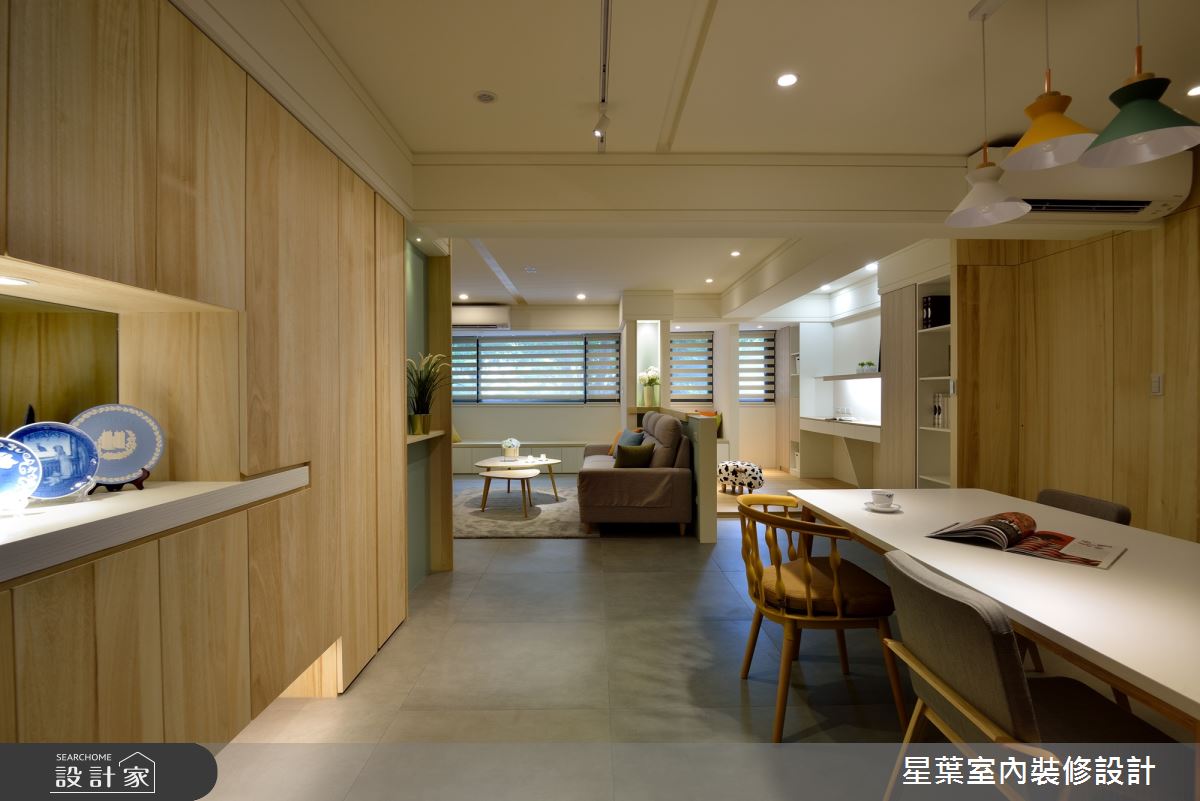 屋齡逾30年的老屋,是屋主本來居住的居所,改造後送給