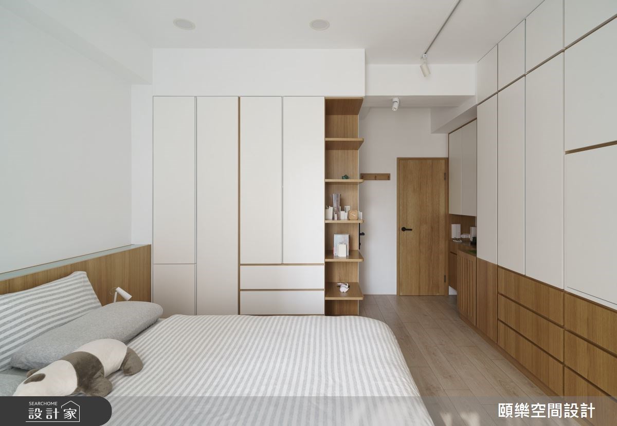 從事科技業的屋主夫妻,帶著新生兒入住新居。他們喜愛