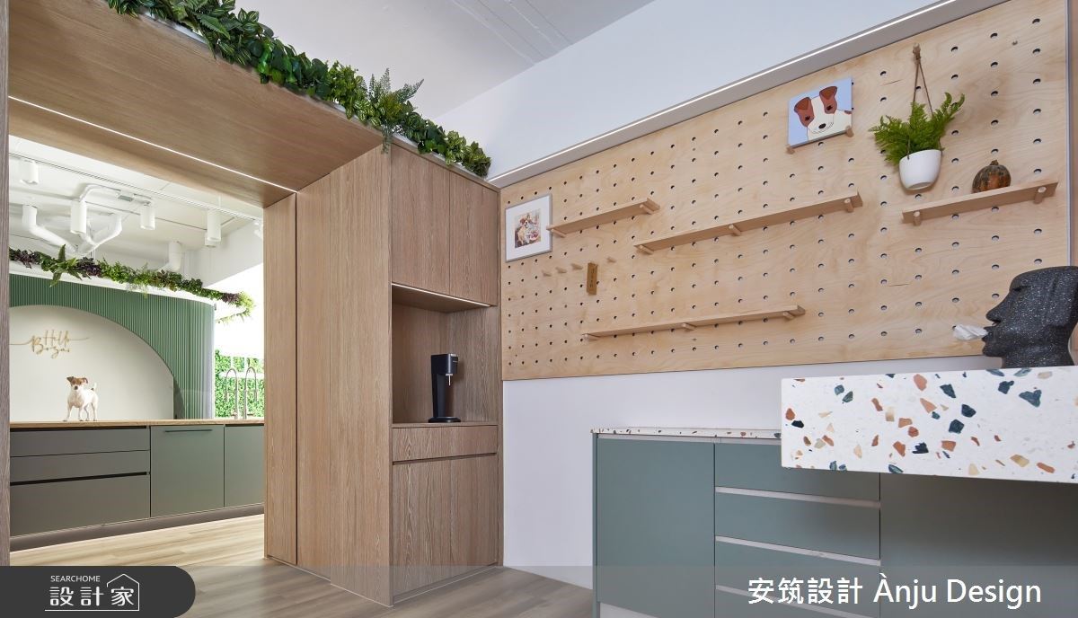 擁有30坪的商業空間,是位於都市一隅的烹飪教室。不同