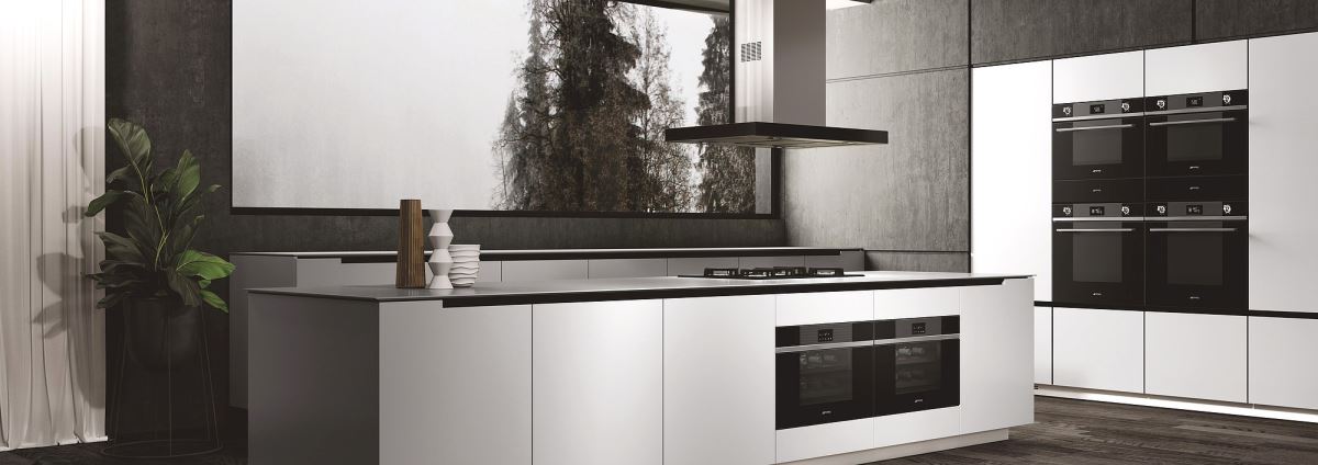 SMEG 高熱壓旋風烤箱(SF6102TVN)採用時尚俐落的現代嵌入式美型設計,可以無痕融入所有的廚房風格。 SMEG 高熱壓旋風烤箱(SF6102TVN)採用時尚俐落的現代嵌入式美型設計,可以無痕融入所有的廚房風格。