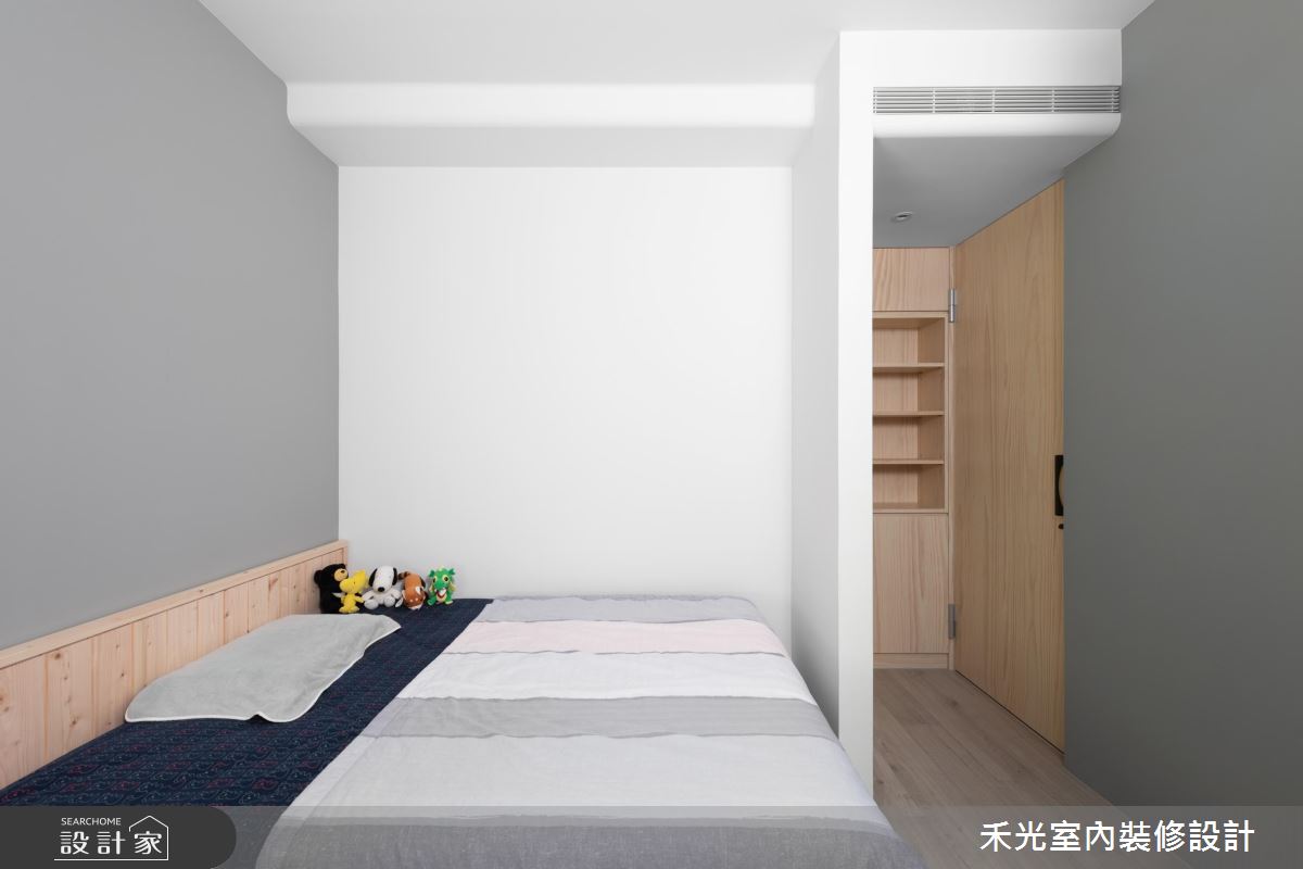 屋主為了給孩子更好的求學環境,決定遷入這29坪混搭風