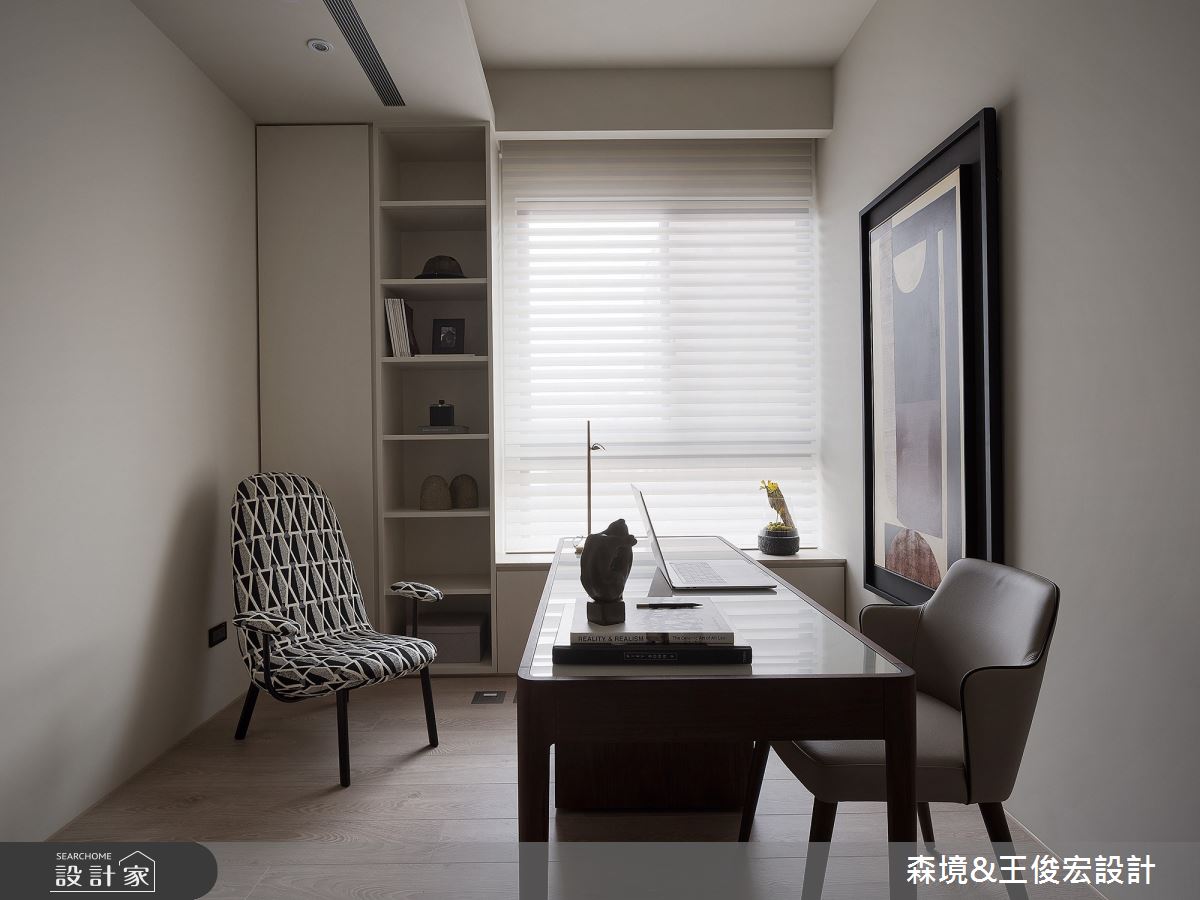 48坪現代宅內,以黑灰白三色為空間主色,營造出沈穩大