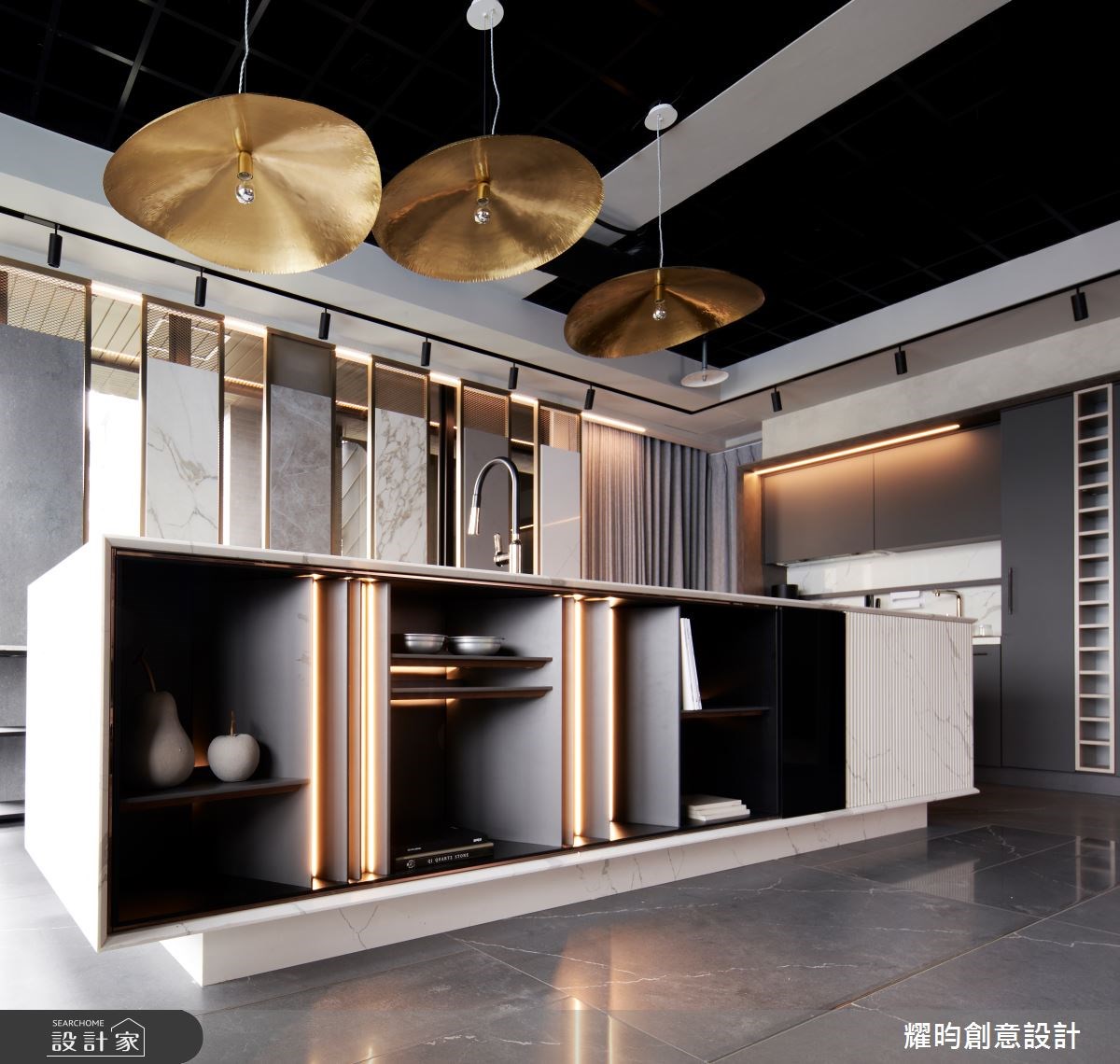 25 坪的北歐風空間,是一間石英石公司兼展場,設計師