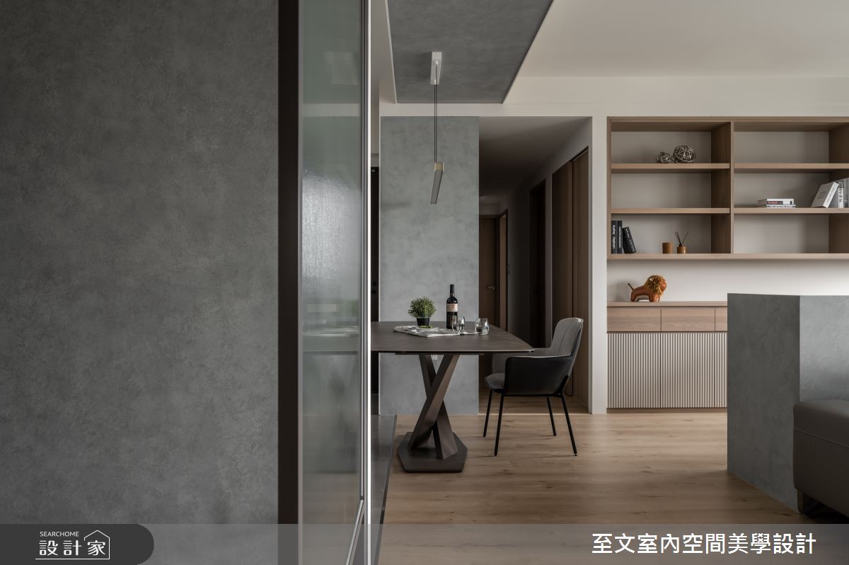 42坪新成屋,有著充沛採光的良好條件,至文設計 毛至