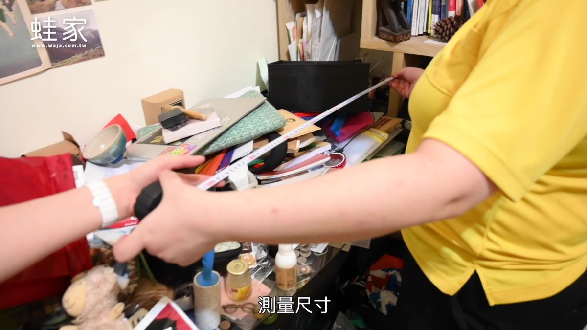 你家是井然有序還是亂糟糟呢?打開家門,看見像山一樣