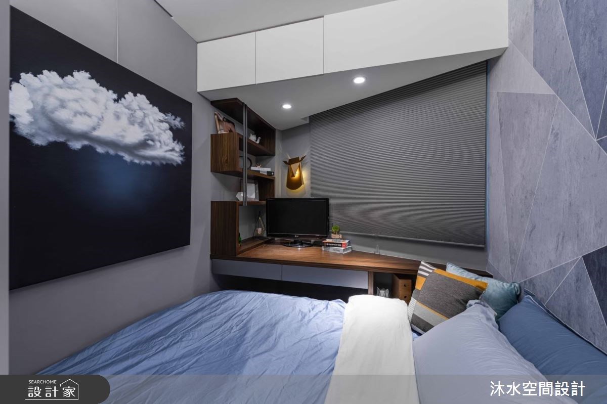 24 坪混搭風老屋的屋主,希望在空間中融入眾多機能,