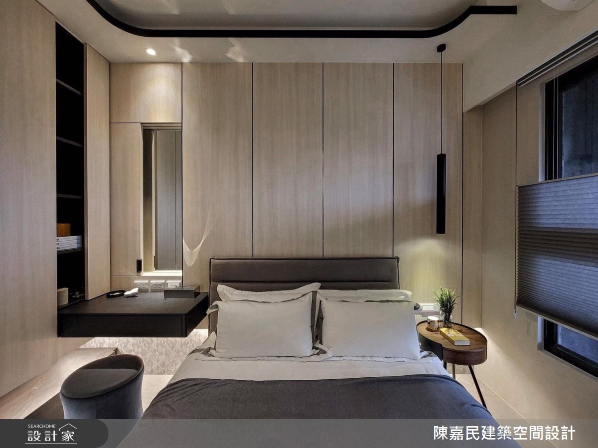 18 坪的預售屋內配置 2+1 房格局,為了創造更寬敞的居