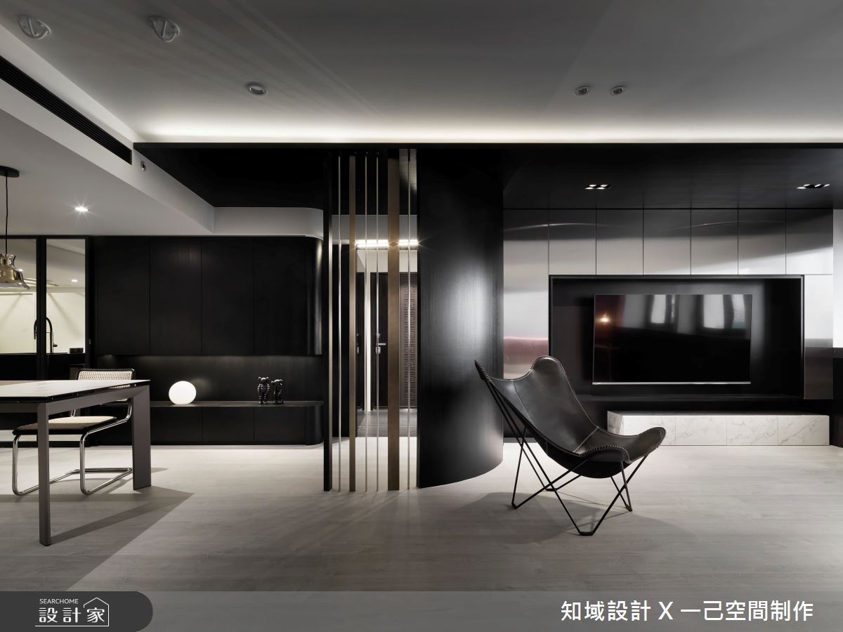 室內45坪的老屋,原為辦公空間要改為住宅,格局與管線