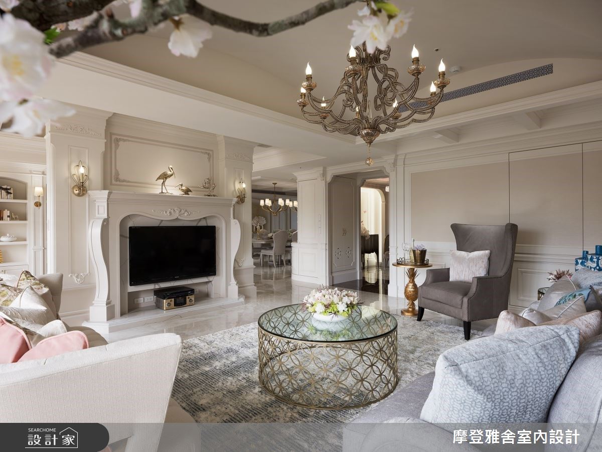 除了採用層板、包柱修飾，更可利用樑下空間打造隔間牆或收納櫃，化劣勢為機能性優勢。