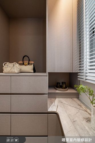 哩里_47.境間柔光_現代風