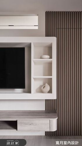 寬月_35｜序木・墨映・層衡_輕奢風