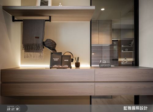 藍雅_開朗和合_現代人文風