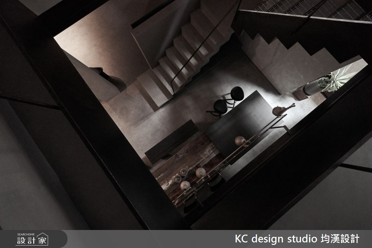 70坪老屋(50年以上)＿現代風樓梯案例圖片＿KC design studio 均漢設計＿KC_36士東許宅之5