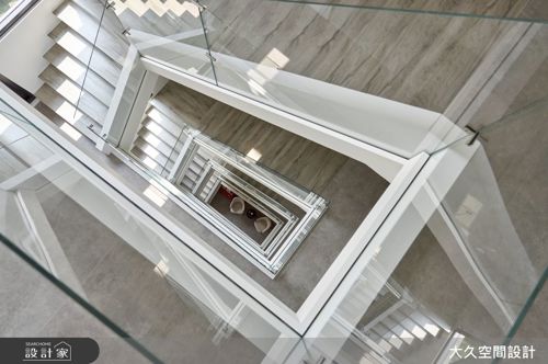 大久_37_親子飯店風