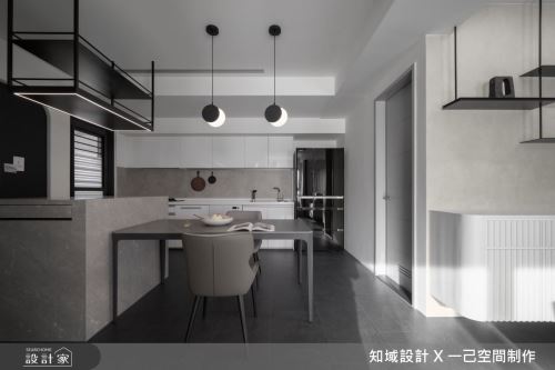 一己_黛_現代風