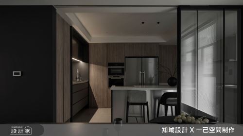 一己_闌_現代風
