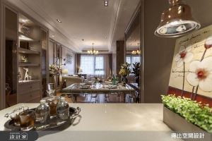 中島吧檯X鏡面點綴X藝術裝置，創造優雅時尚的新古典飯店風尚_視覺圖