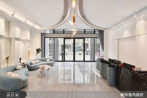 頂級公設抓住空間的流動性！弧線跳脫制式思維，更在有限預算完成百坪挑戰_視覺圖