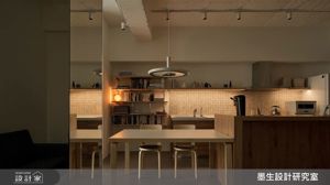 50 年台式老屋換顏術！復古建材嶄新詮釋，28 坪老公寓陪伴屋主夫妻度過每一個春夏秋冬_視覺圖