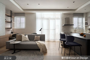 漫步高雄鳳山生活節奏！從一樓單車牆到五樓音樂間，將生活喜好收在訂製而成的 85 坪透天別墅裡_視覺圖