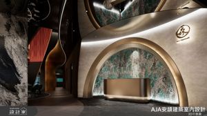 台中鐵板料理化身劇場舞台|以中古屋翻新打造沉浸式餐飲空間_視覺圖