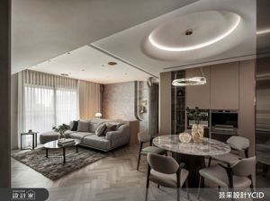 溫潤木質揉合柔和弧線，32坪三房現代簡約風打造舒適優雅精品宅_視覺圖