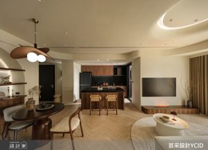 25坪兩房現代侘寂風新成屋，運用木質、大地色與柔和光影營造療癒居家_視覺圖
