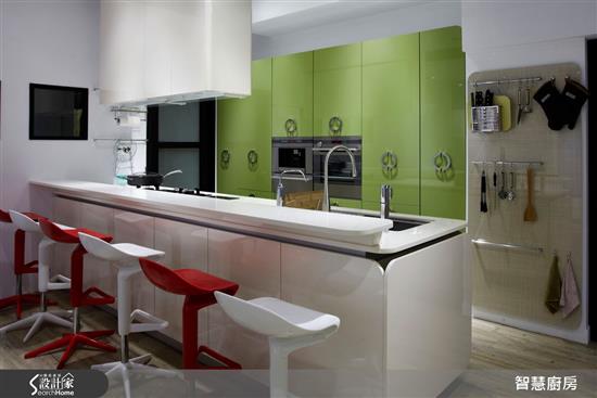 智慧廚房 AIKitchen-智能淨化 - 滅菌鋼琴烤漆門板-智能淨化 - 滅菌鋼琴烤漆門板,智慧廚房 AIKitchen,廚房門板