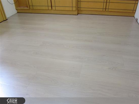 Robina 羅賓地板-DE-O110RC 白橡木-DE-O110RC 白橡木,Robina 羅賓地板,超耐磨木地板