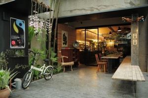 新開店！伊聖詩私房書櫃_視覺圖