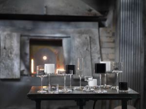 時尚大帝拉格斐首次跨足水晶玻璃設計_視覺圖