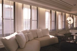 【裝潢建材全能百科王】窗簾該如何保養？推薦款有哪些？搭配要訣來一下吧！_視覺圖