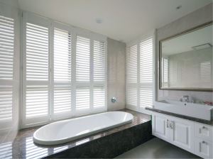 防水性能再進化，NORMAN 浴室專用窗簾系列_視覺圖