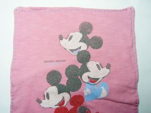 用舊T恤改造可愛抱枕!花費0元_視覺圖