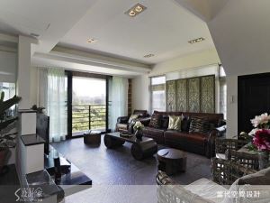 空間留白與自然可親的木石，混搭出隨興自在的現代休閒宅_視覺圖